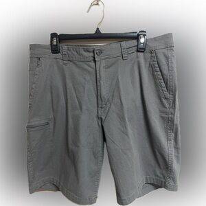 Weatherproof Vintage Green Men’s Shorts Side Pocket 36” Waist 10” Inseam